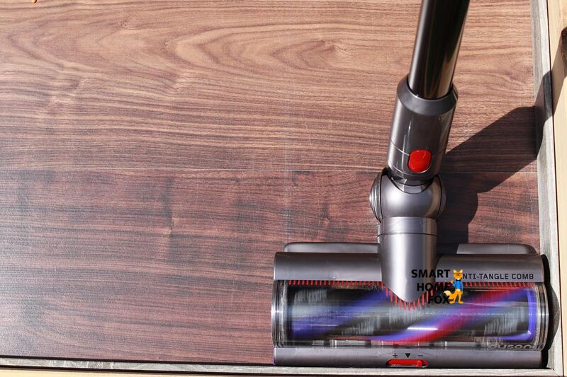 The V15 cleans in the corner